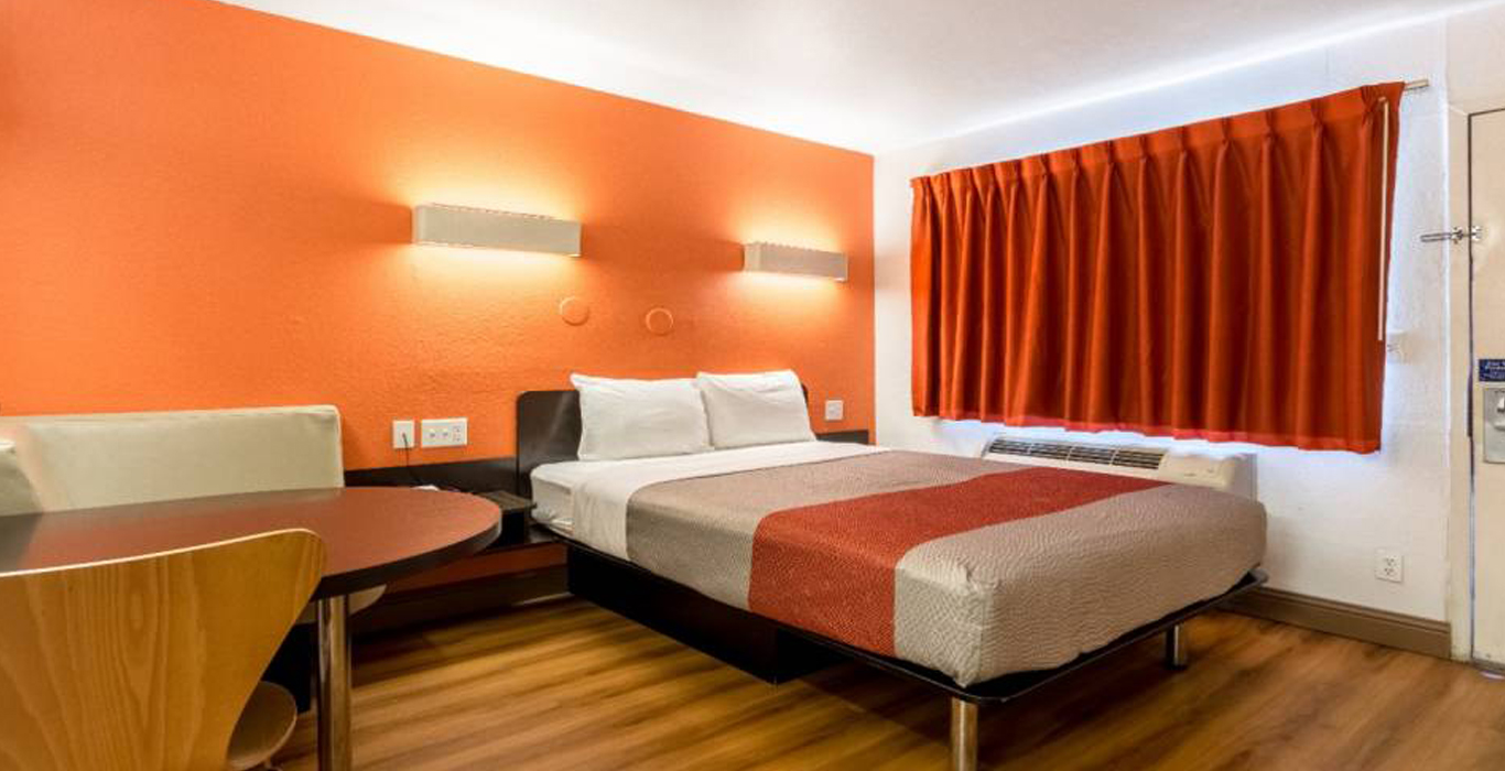 Double Bed